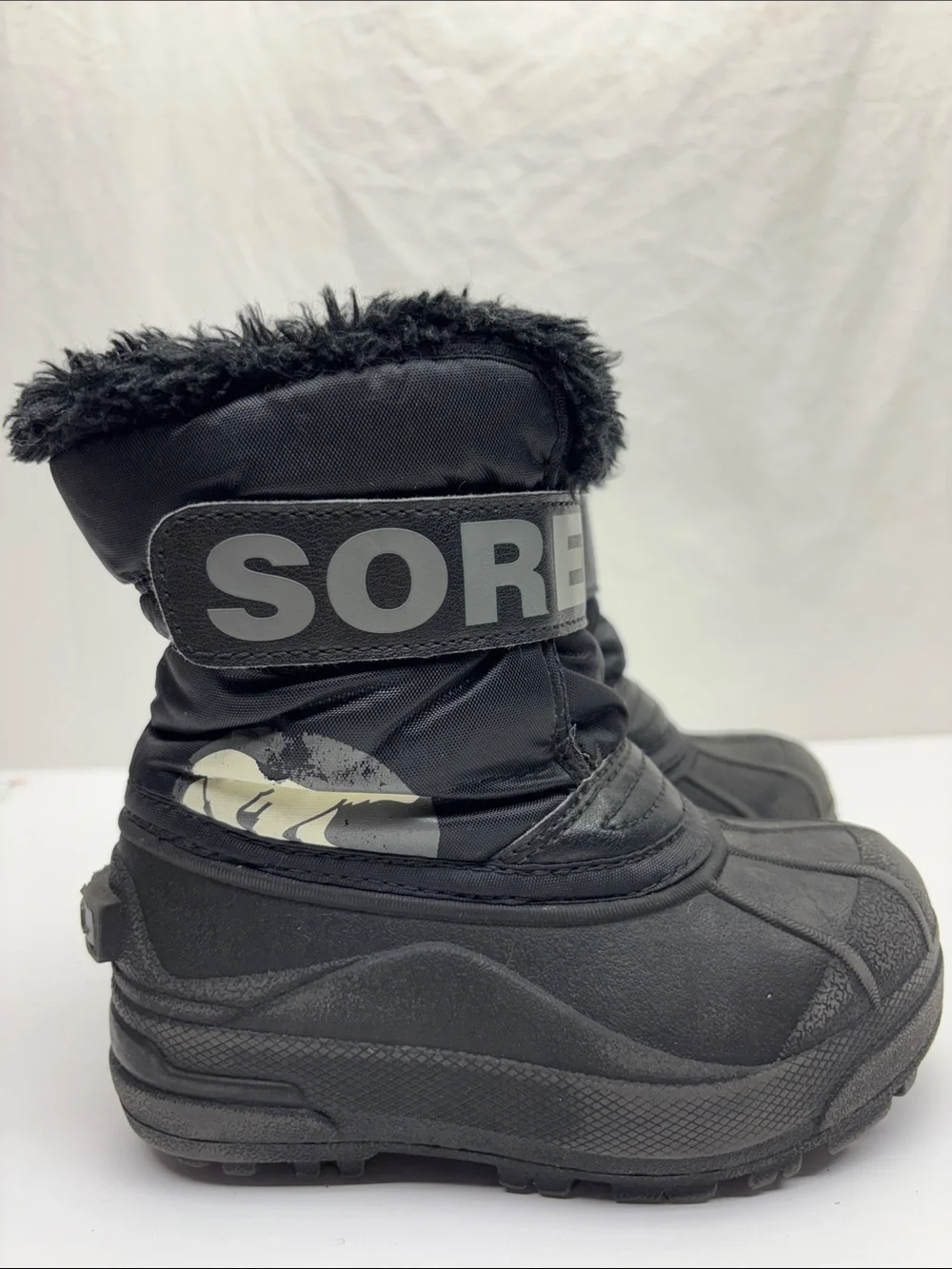 Sorel Kids Black Winter Boots - Insulated Snow Boot, SZ 10 toddler boy, box 73